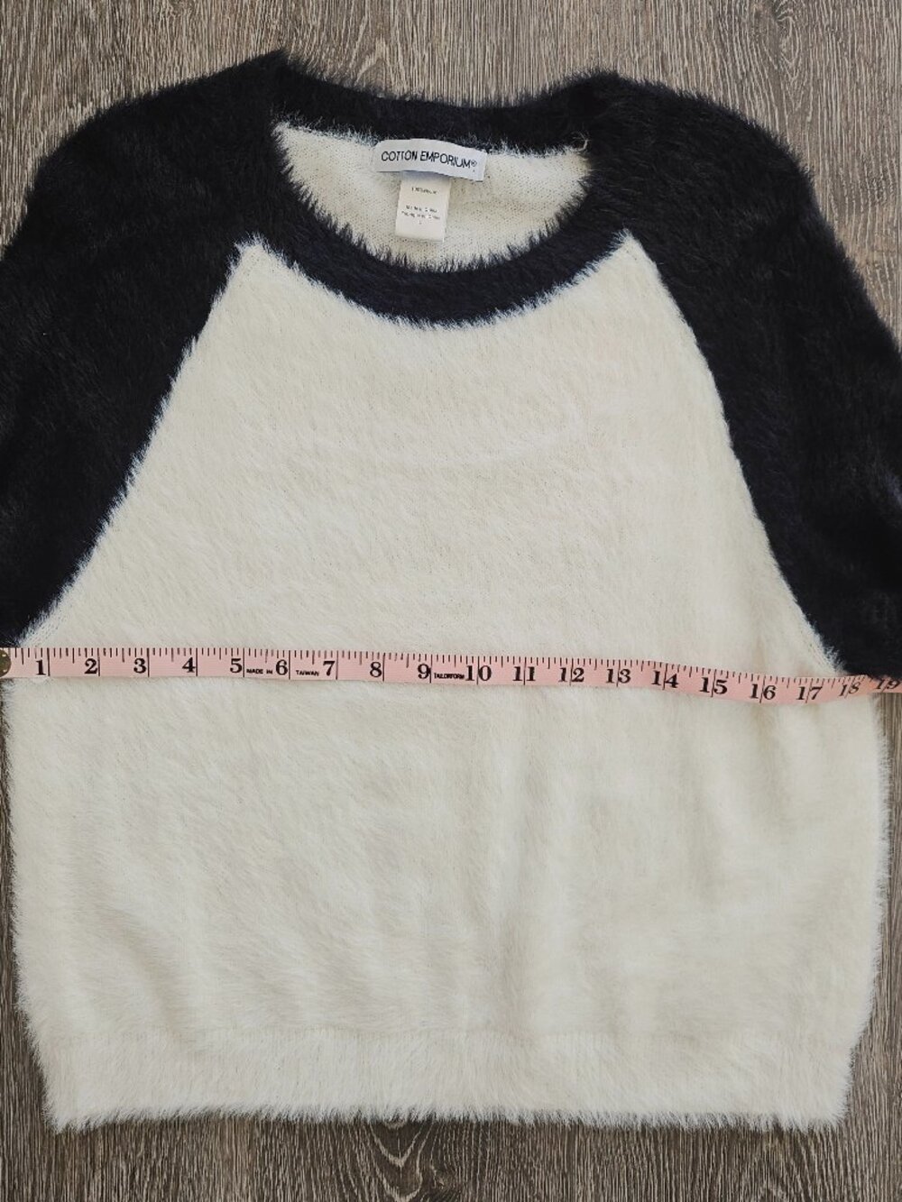 Cotton Emporium Fuzzy Knit Sweater Black White Raglan Soft Top L NWOT - Picture 9 of 10